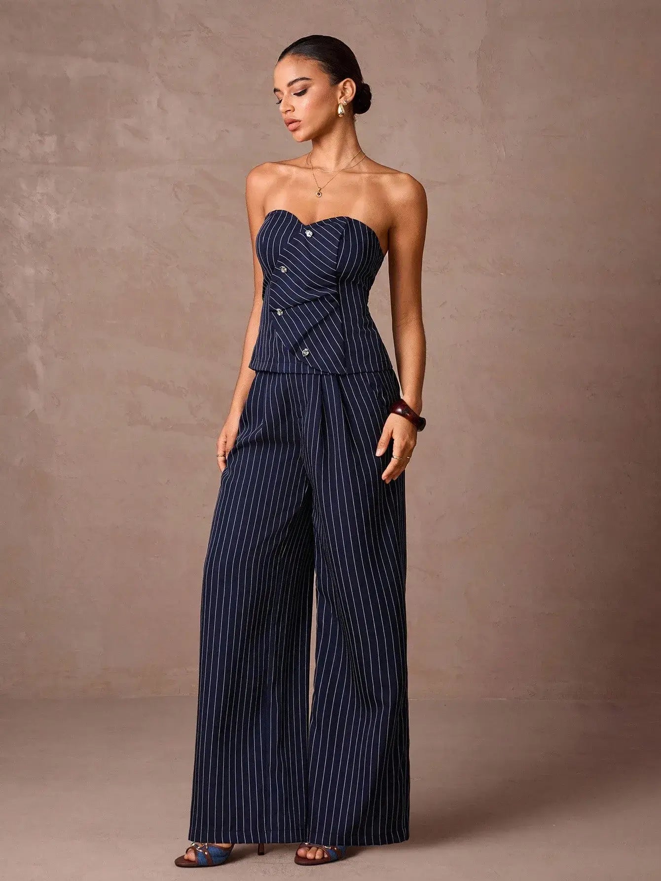 Conjunto de mujer con tubo recto holgado