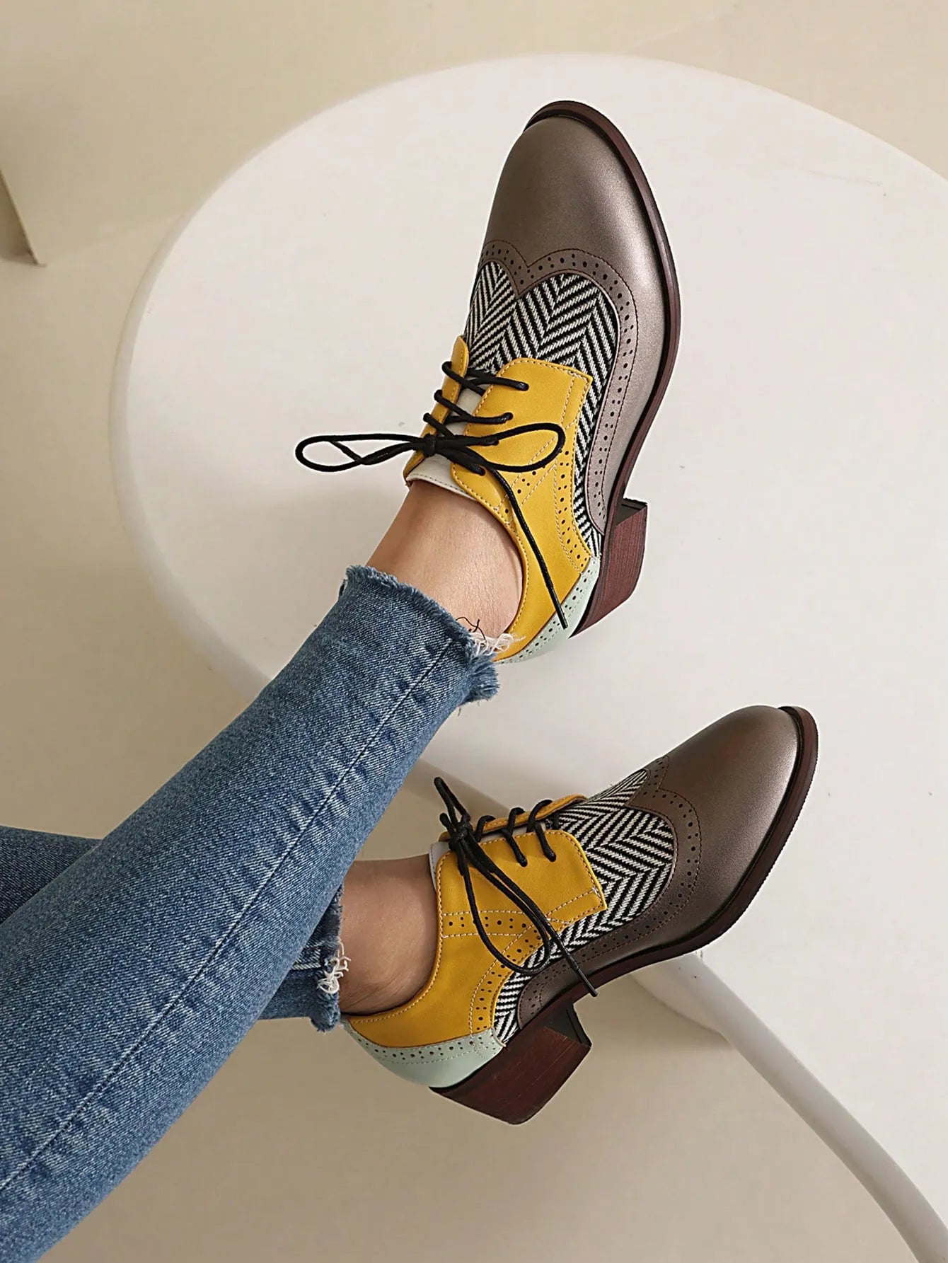 Zapatos planos de mujer con estilo vintage