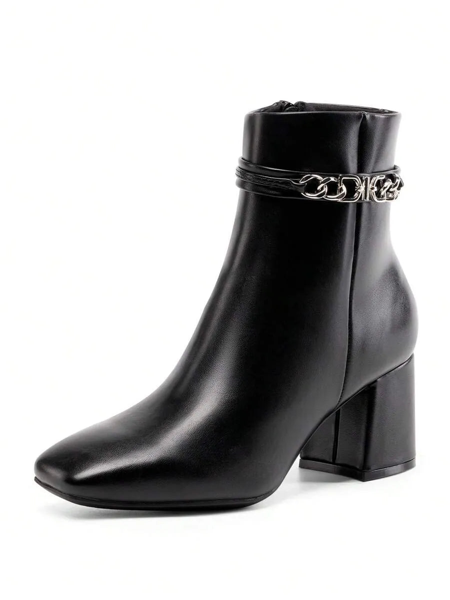 Botines de mujer con puntera chic