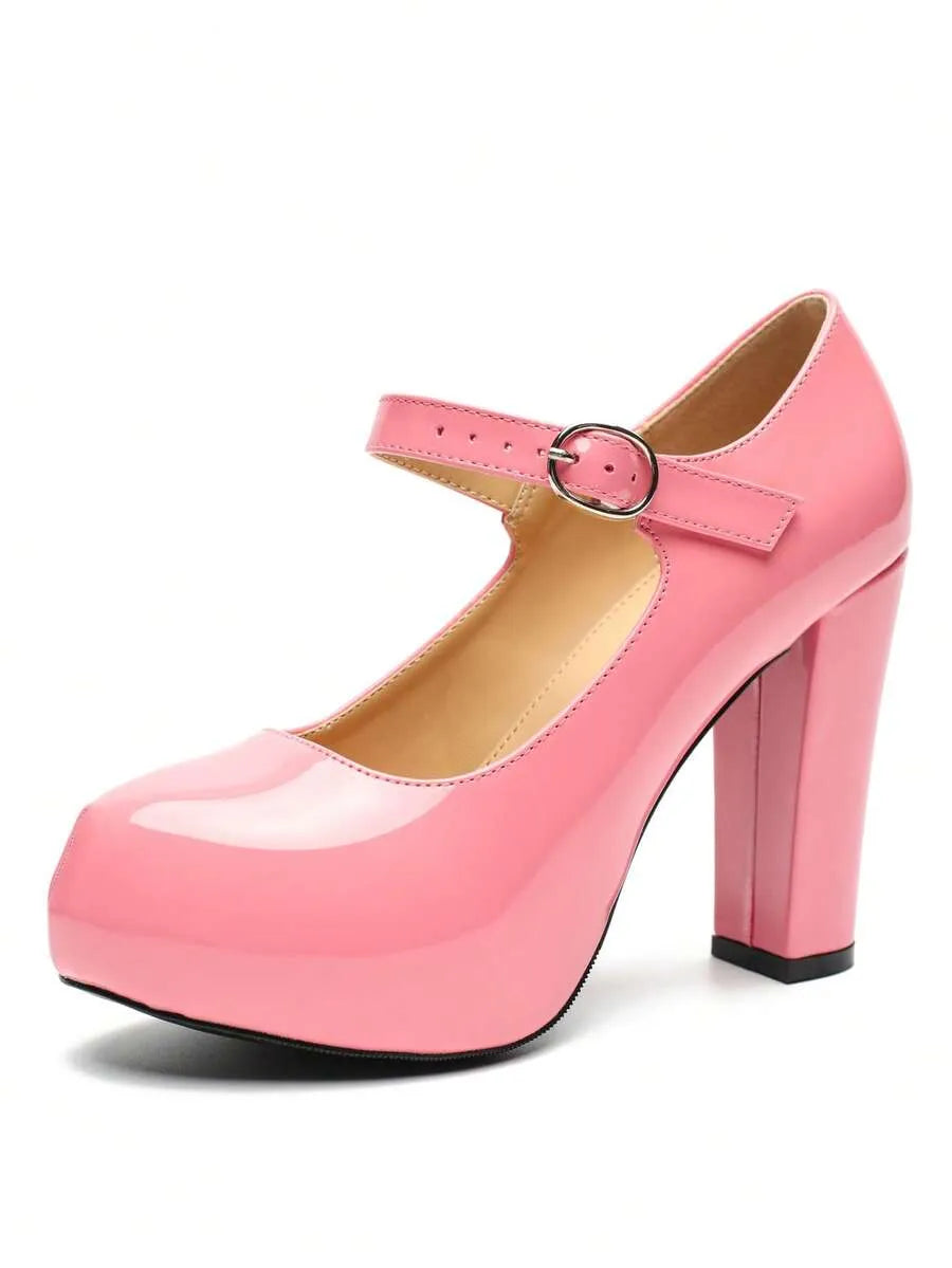 Zapatos de tacón alto y grueso