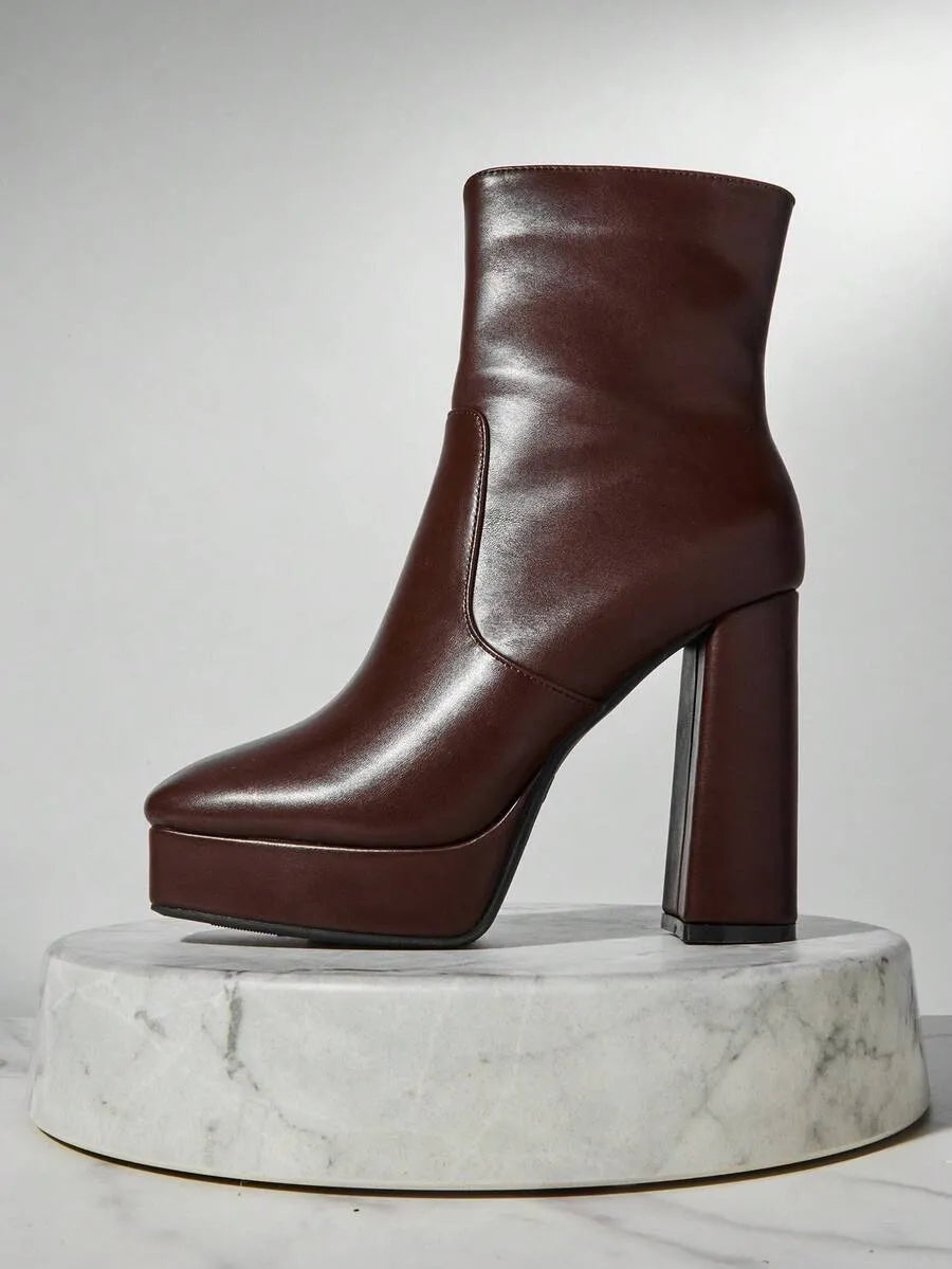 Botines de plataforma con tacón grueso