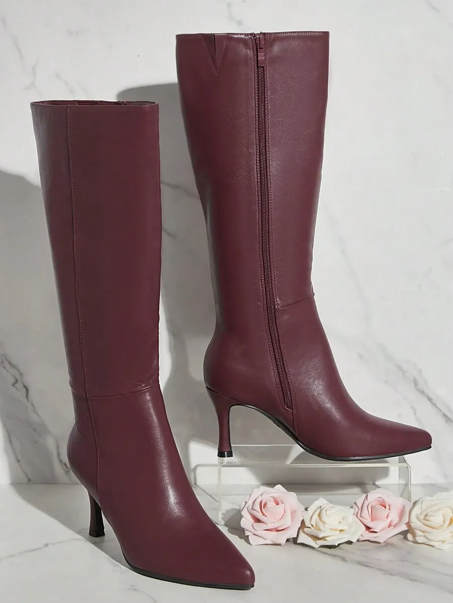 Bota hasta la rodilla color borgoña