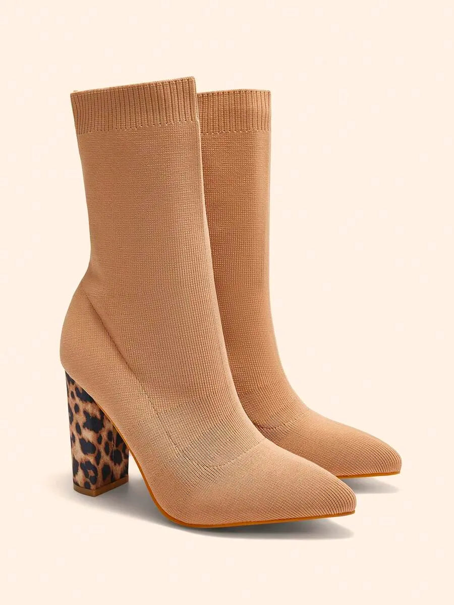Botas de calcetín de tacón alto y grueso con puntera puntiaguda