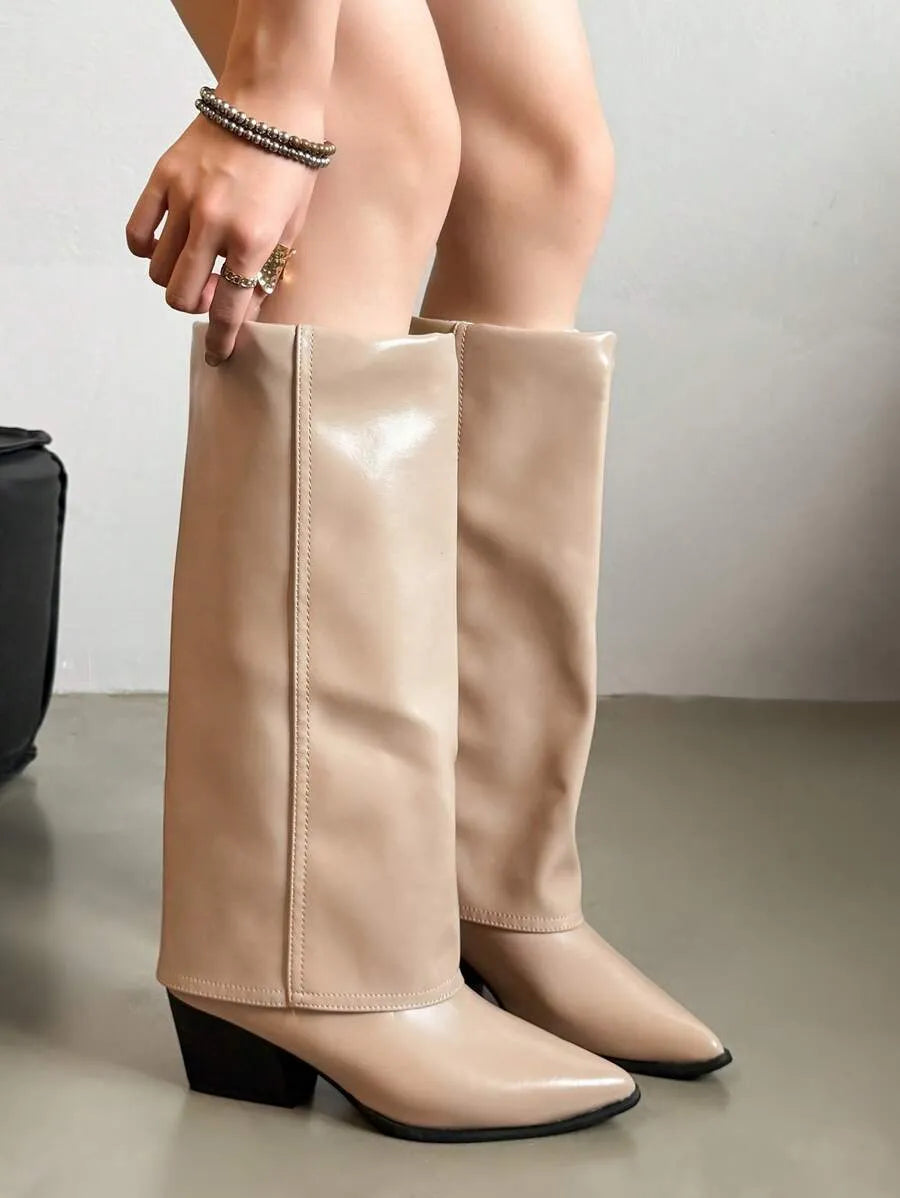 Botas largas hasta la rodilla con puntera puntiaguda