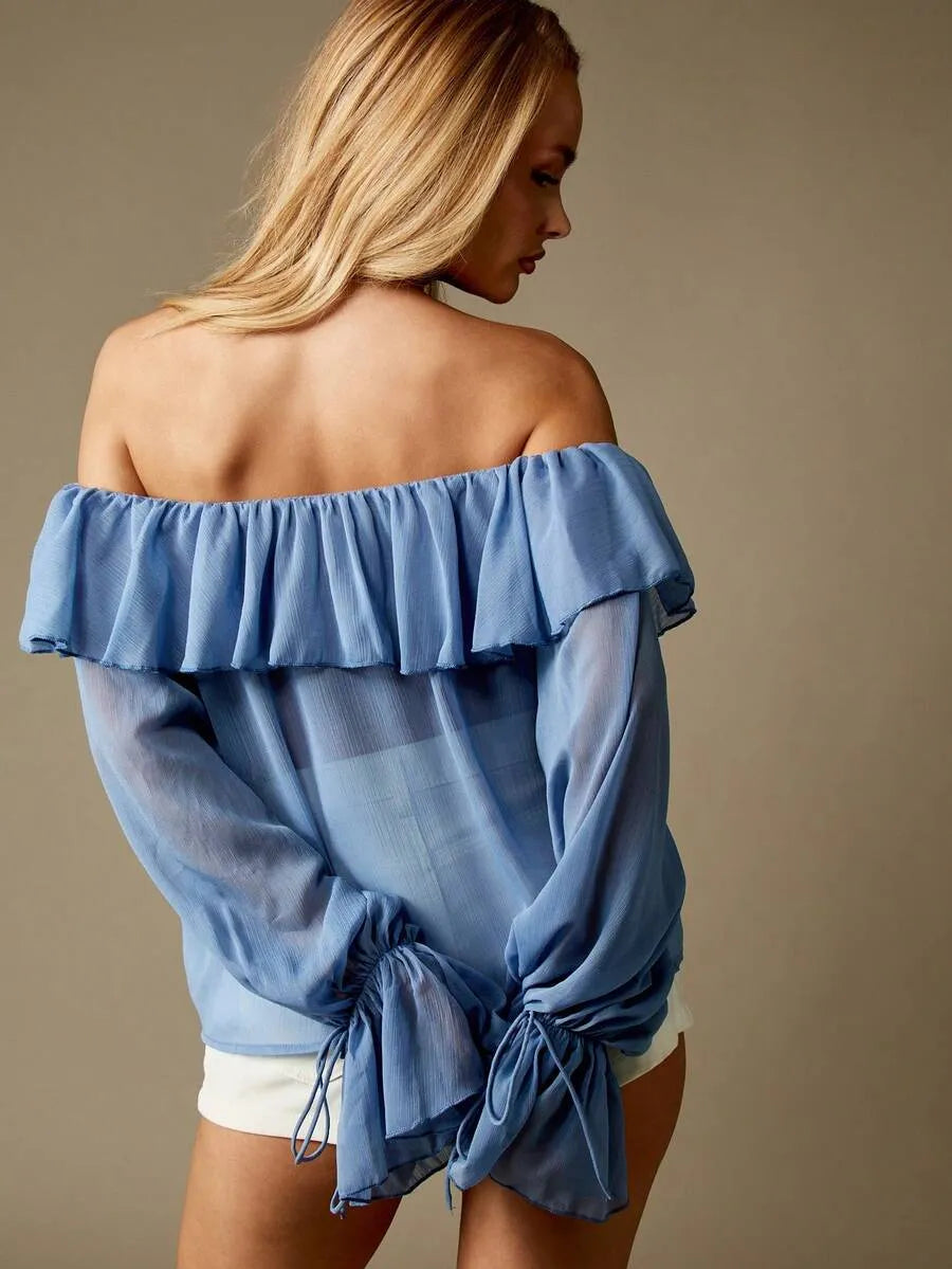 Blusa de gasa con escote descubierto