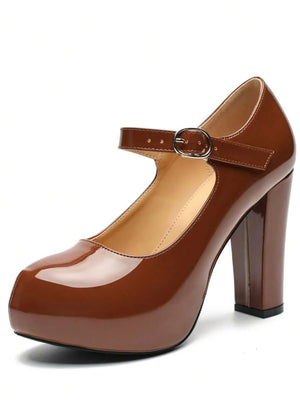 Zapatos de tacón alto y grueso