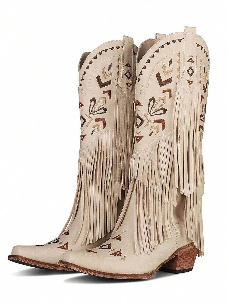 Botas vaqueras con flecos de moda para mujer