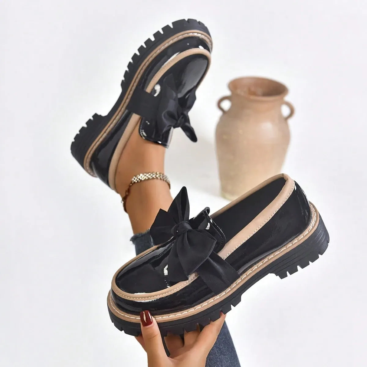 Mocasines de mujer con decoración de lazo