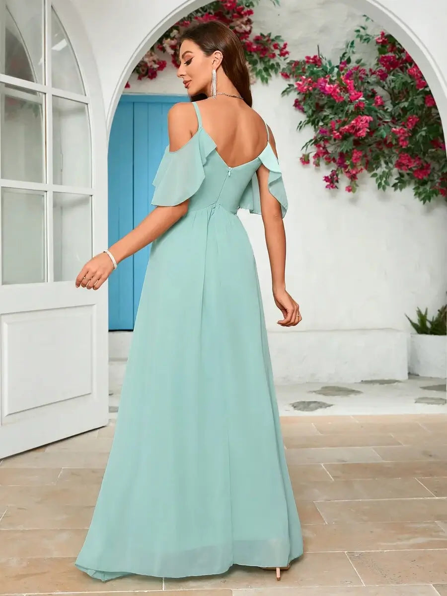 Vestido De Dama De Honor De Chiffon Con Hombros Descubiertos Y Huecos