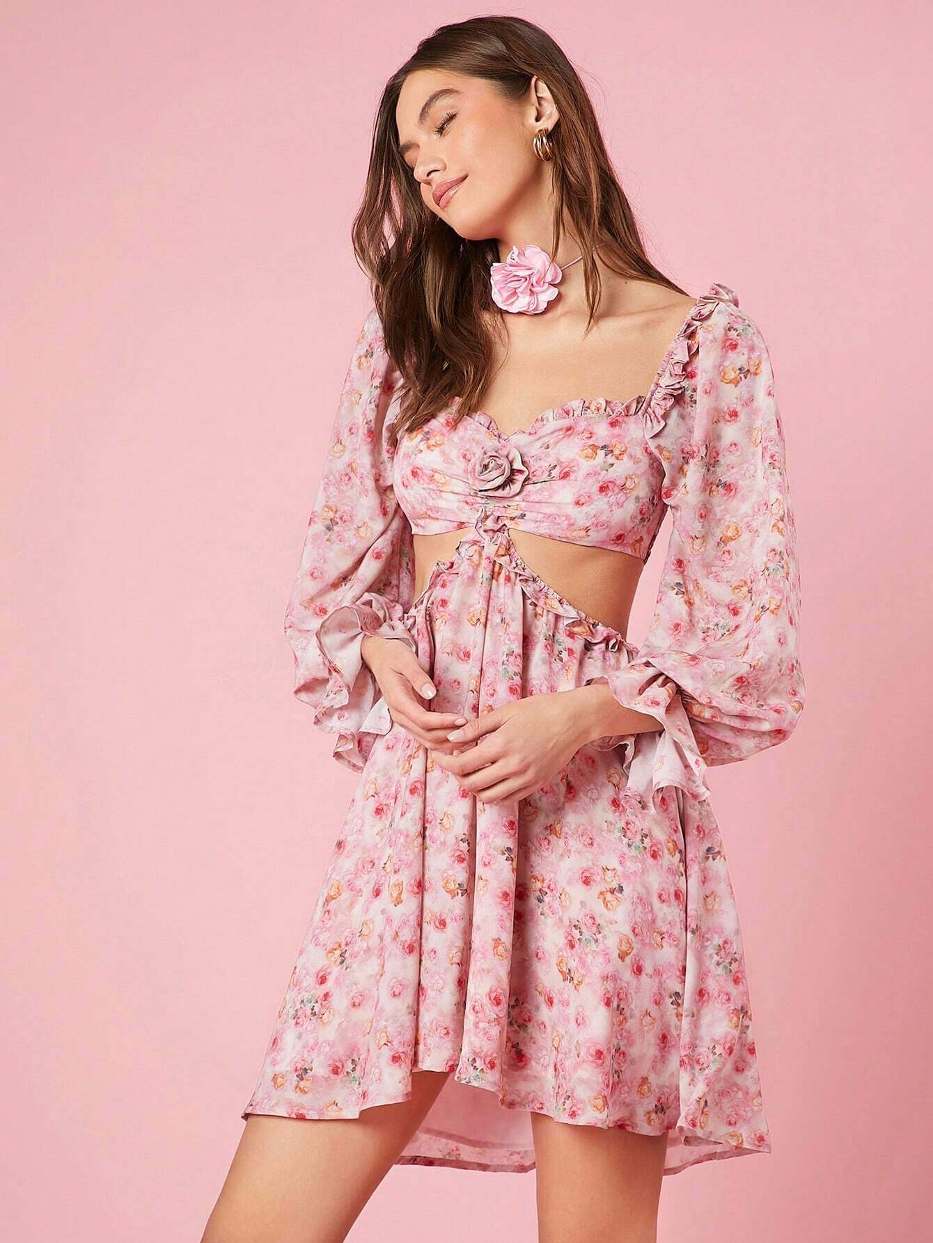 Vestido De Mujer Con Estampado Floral Y Cintura Con Huecos