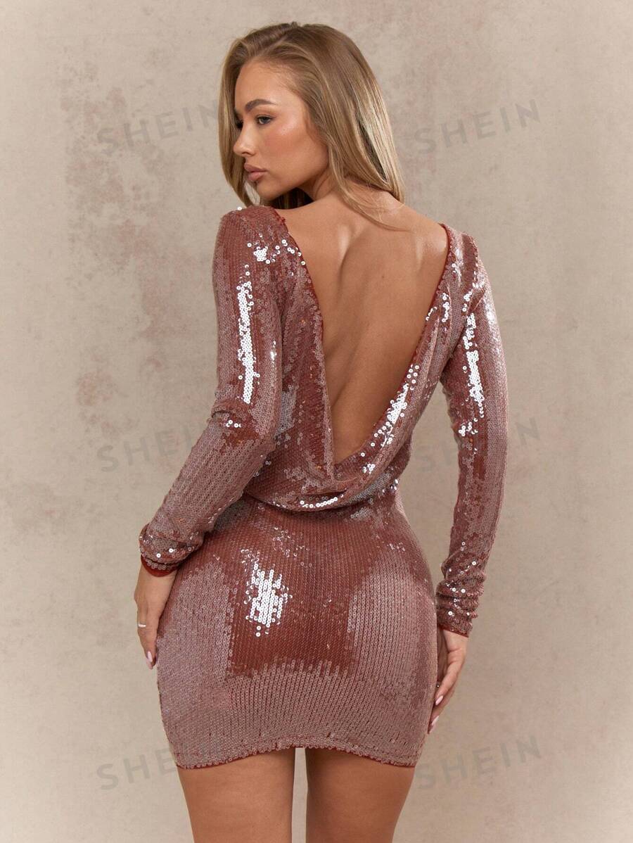 Vestido mini ajustado de manga larga con cuello de barco y espalda de cuello