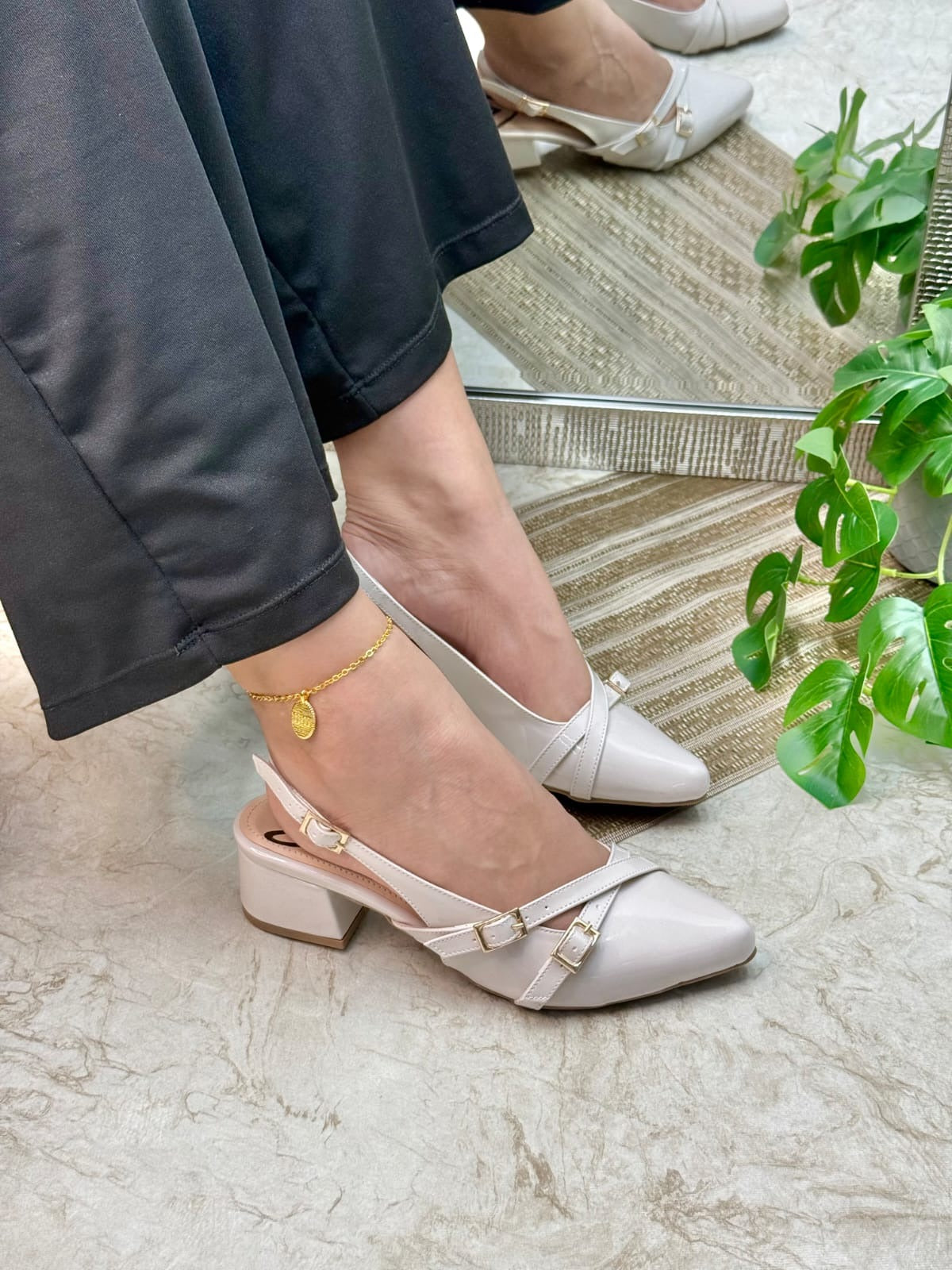 Zapato tacón bajo