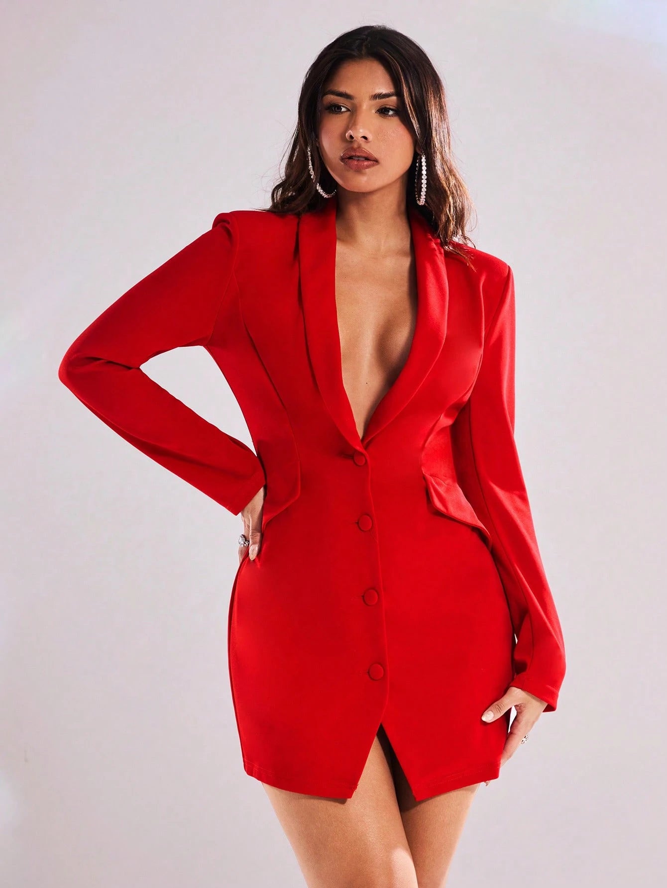 Vestido de fiesta de manga larga con blazer rojo festivo