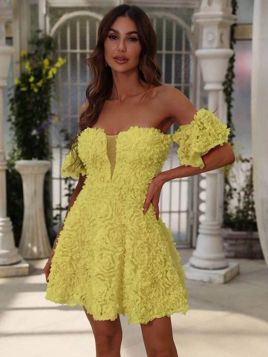 Vestido de hombros descubiertos de malla aplique floral