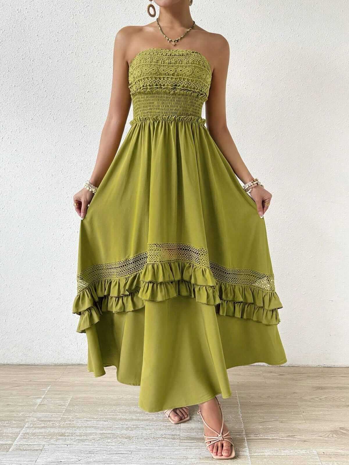 Vestido Strapless De Encaje Con Parches De Color Sólido Y Dobladillo Con Volantes