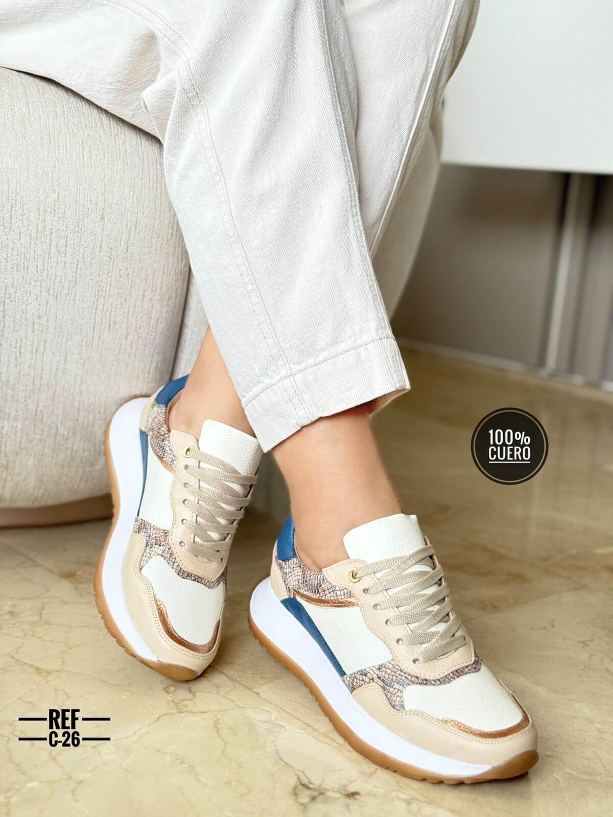 Tenis de cuero bicolor