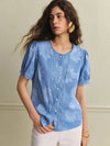 Camisa azul de mujer con estilo retro