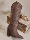 Botas vaqueras altas hasta la rodilla