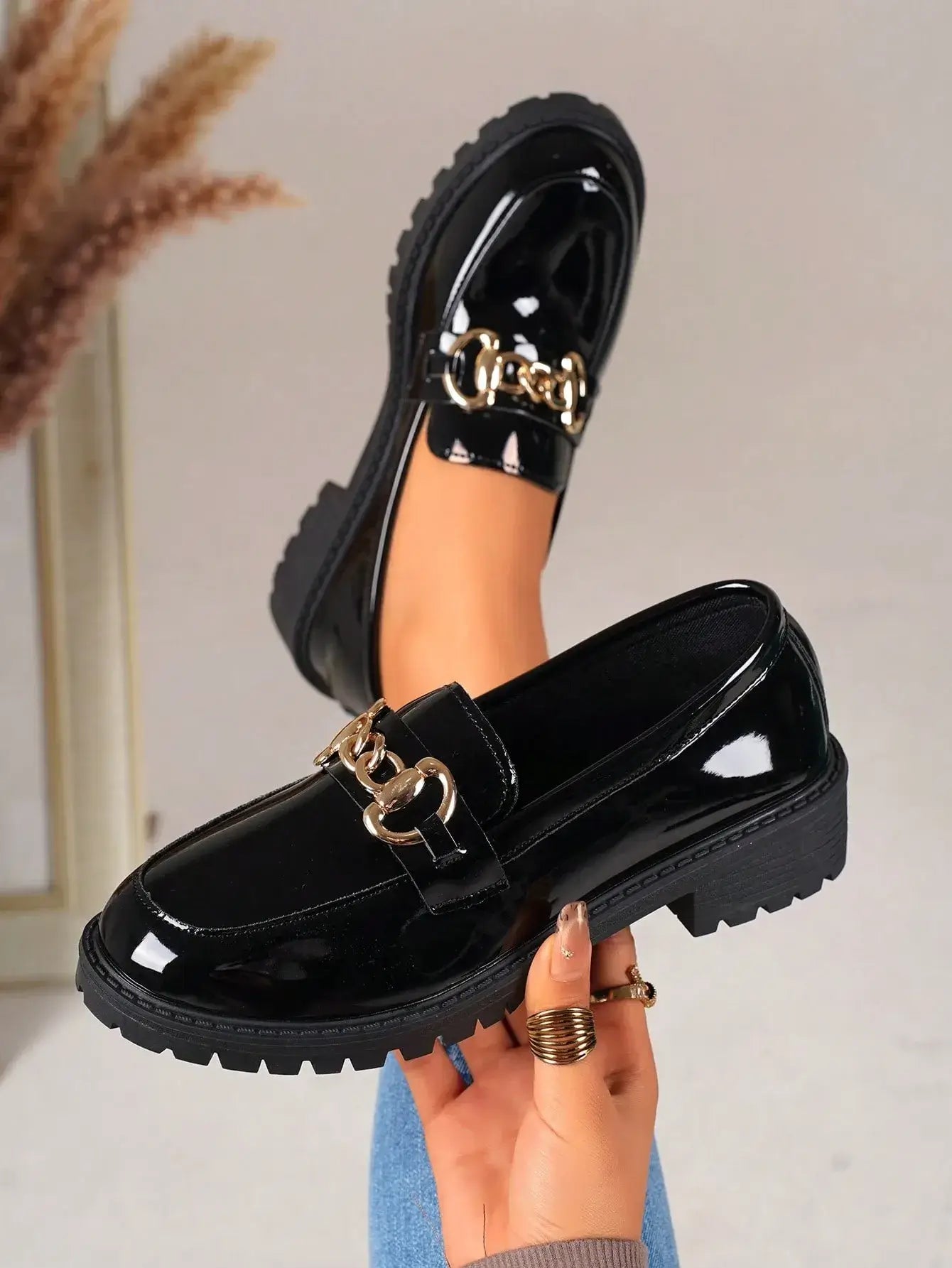 Zapatos mocasines estilo retro