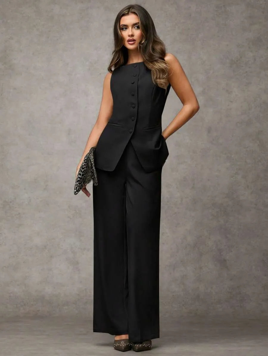 Conjunto de top sin mangas y pantalones