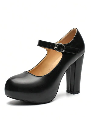 Zapatos de tacón alto y grueso