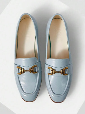 ZAPATOS PLANOS CÓMODOS Y CASUALES