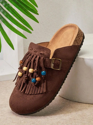 Zuecos de ante de tela  con flecos