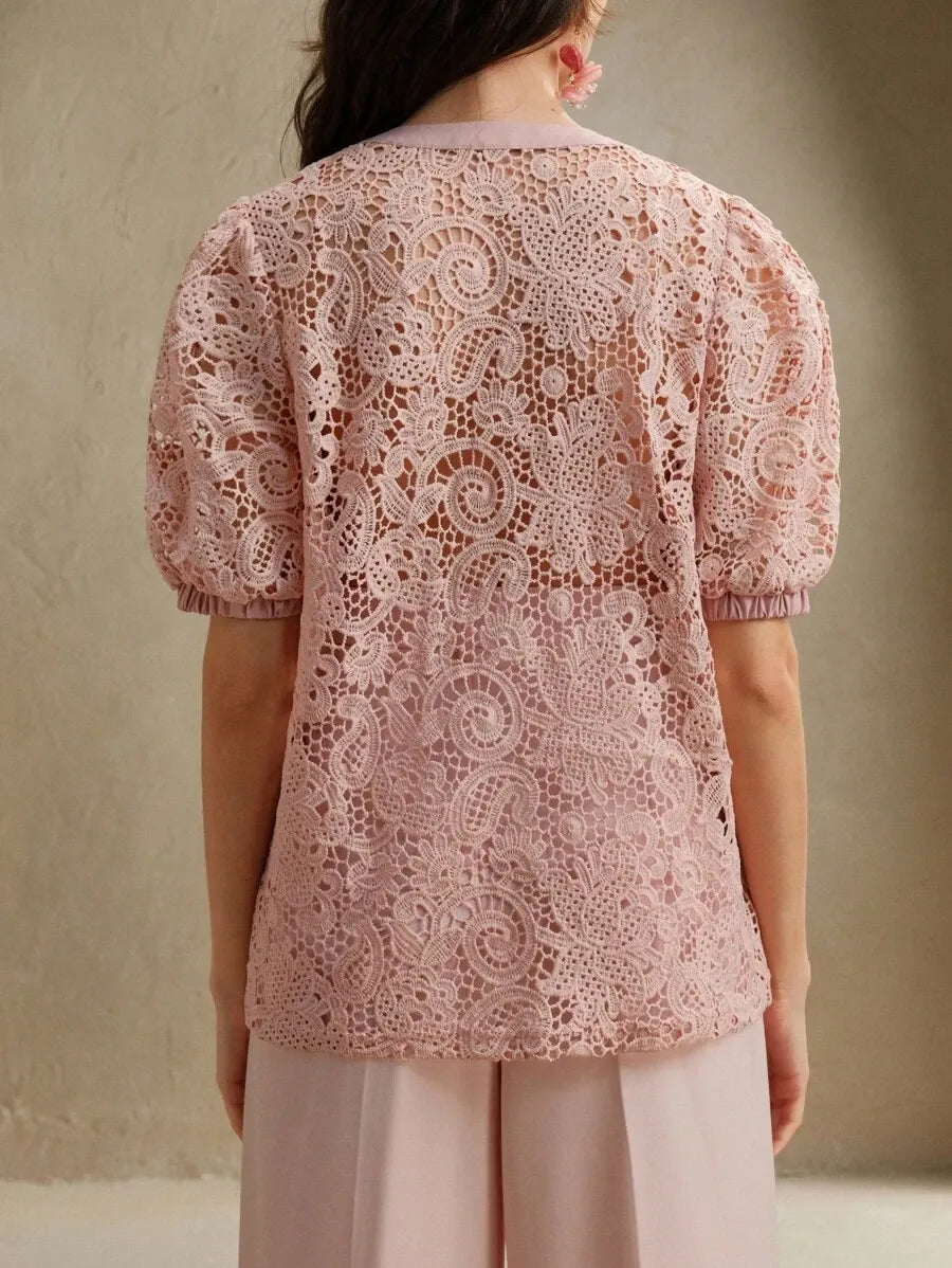 Blusa de mujer de manga corta con cuello redondo