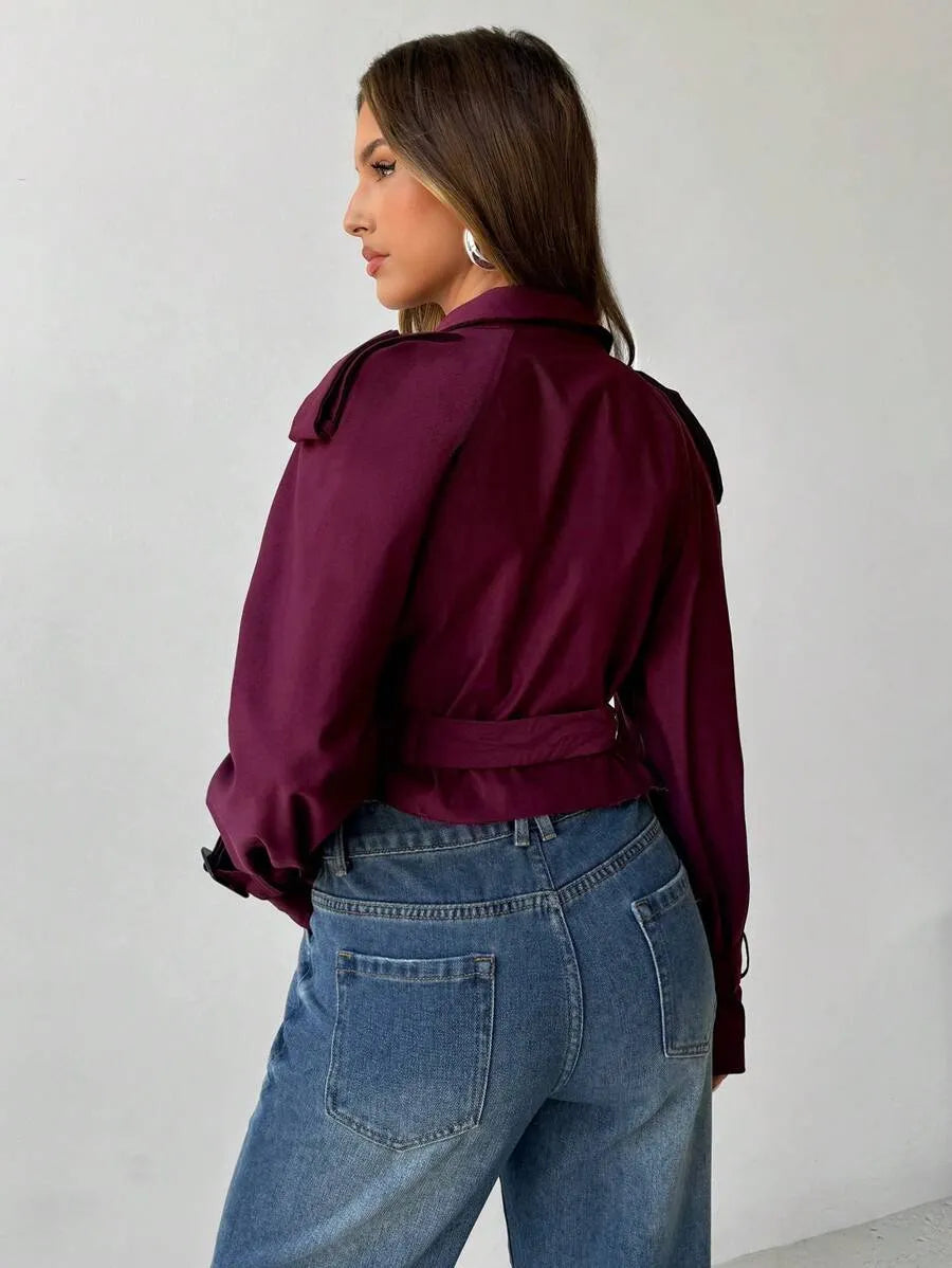Abrigo corto casual de mujer con botones