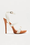 Zapatos de tacon con parches