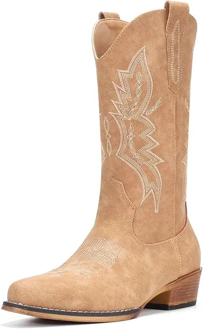 Botas de vaquera con punta puntiaguda