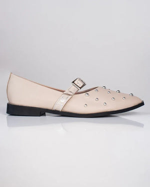 Bailarinas con tachuelas