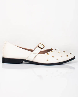 Bailarinas con tachuelas