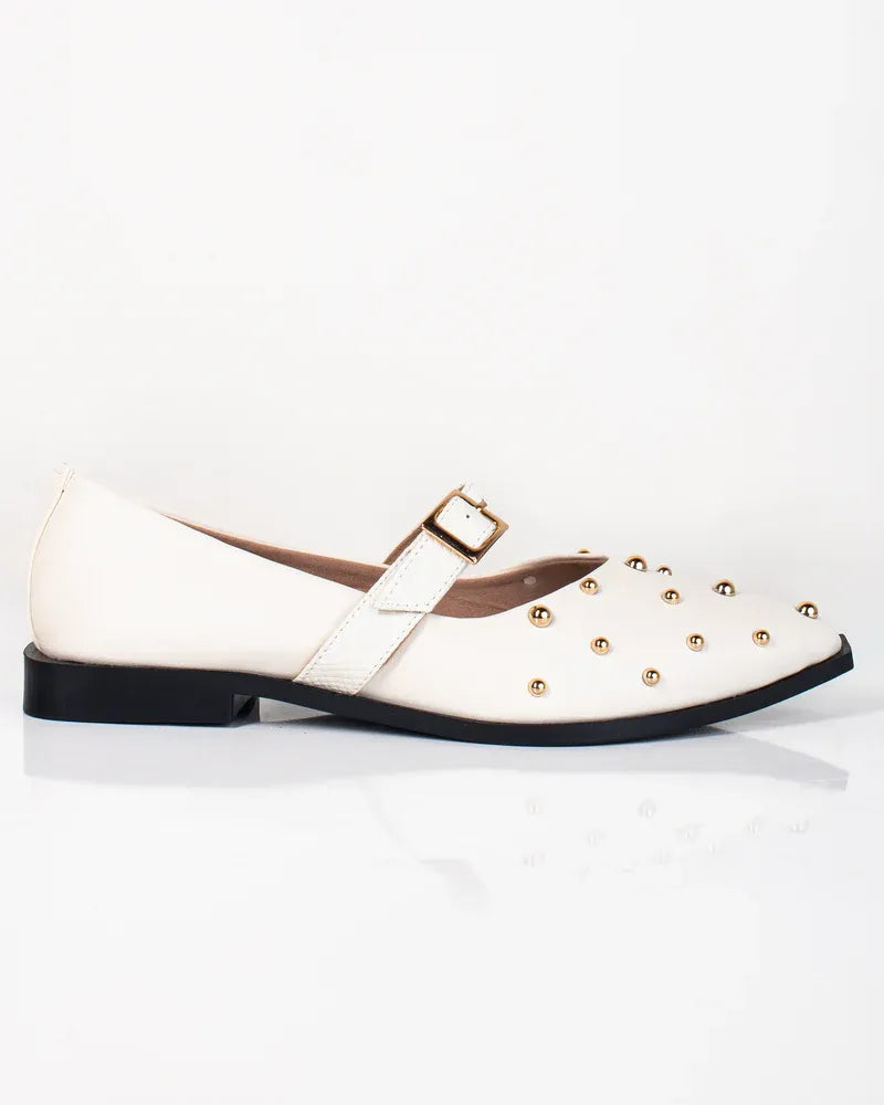 Bailarinas con tachuelas