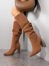 Botas altas para mujer de puntera puntiaguda