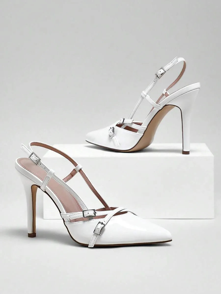 Tacones Stiletto de con punta afilada y hebilla de metal d