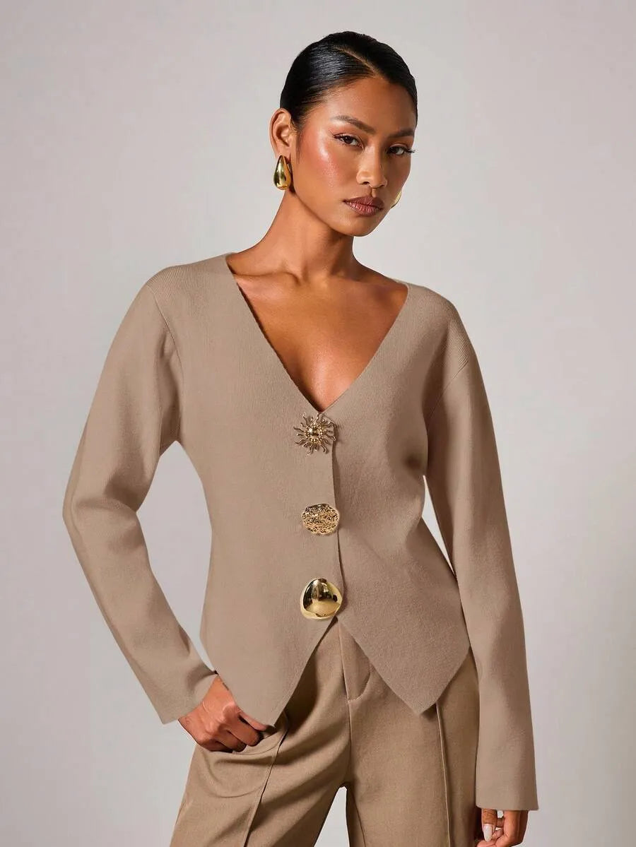 Cárdigan de mujer elegante con botones de metal