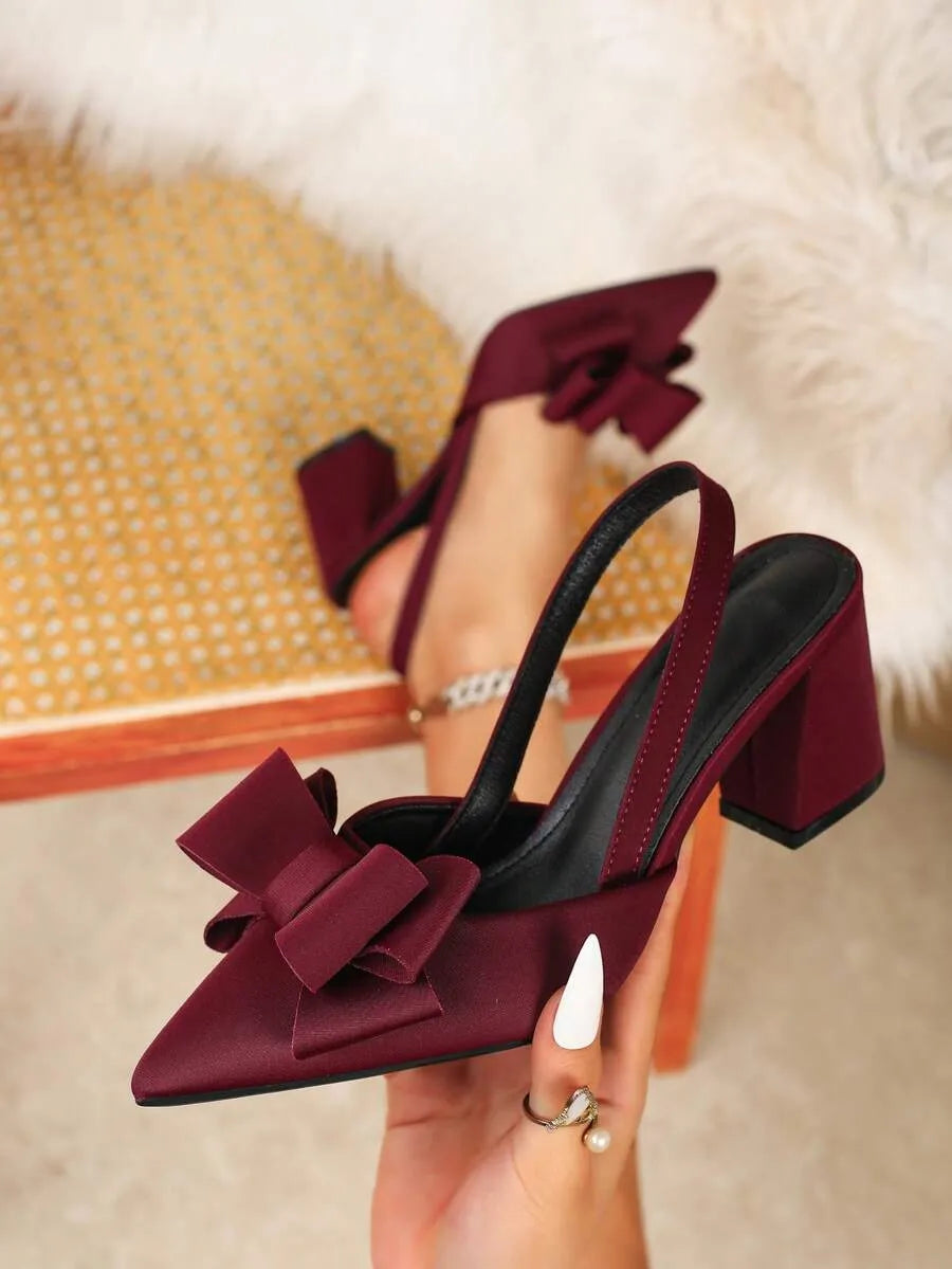 Zapatos de fiesta de tacón alto con puntera