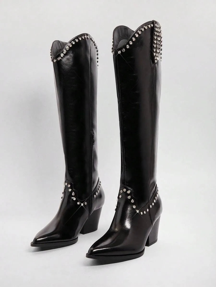 Botas altas de tacón de bloque con remaches