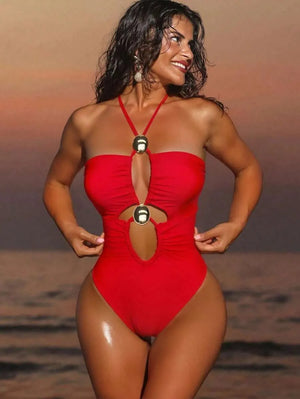 Traje de baño de una pieza con escote