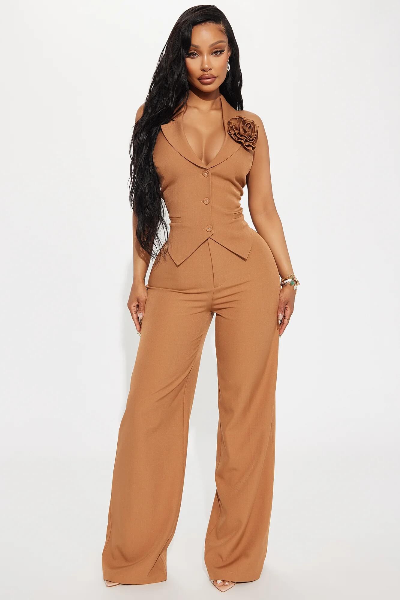 Conjunto chaleco y pantalones