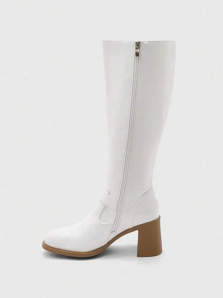 Botas altas de mujer de moda
