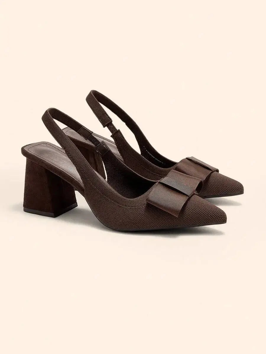 Zapatos de tacón de bloque con lazo