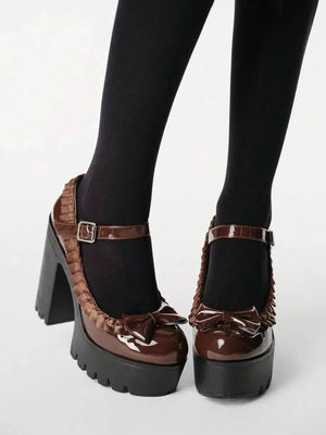 Zapatos de tacón alto de suela gruesa