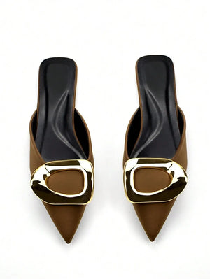 Zapatos mule planos con puntera puntiaguda
