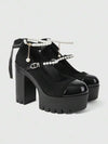 Zapatos punk gótico oscuro con diseño de perlas y lazo