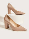 Zapatos de tacón alto de color nude