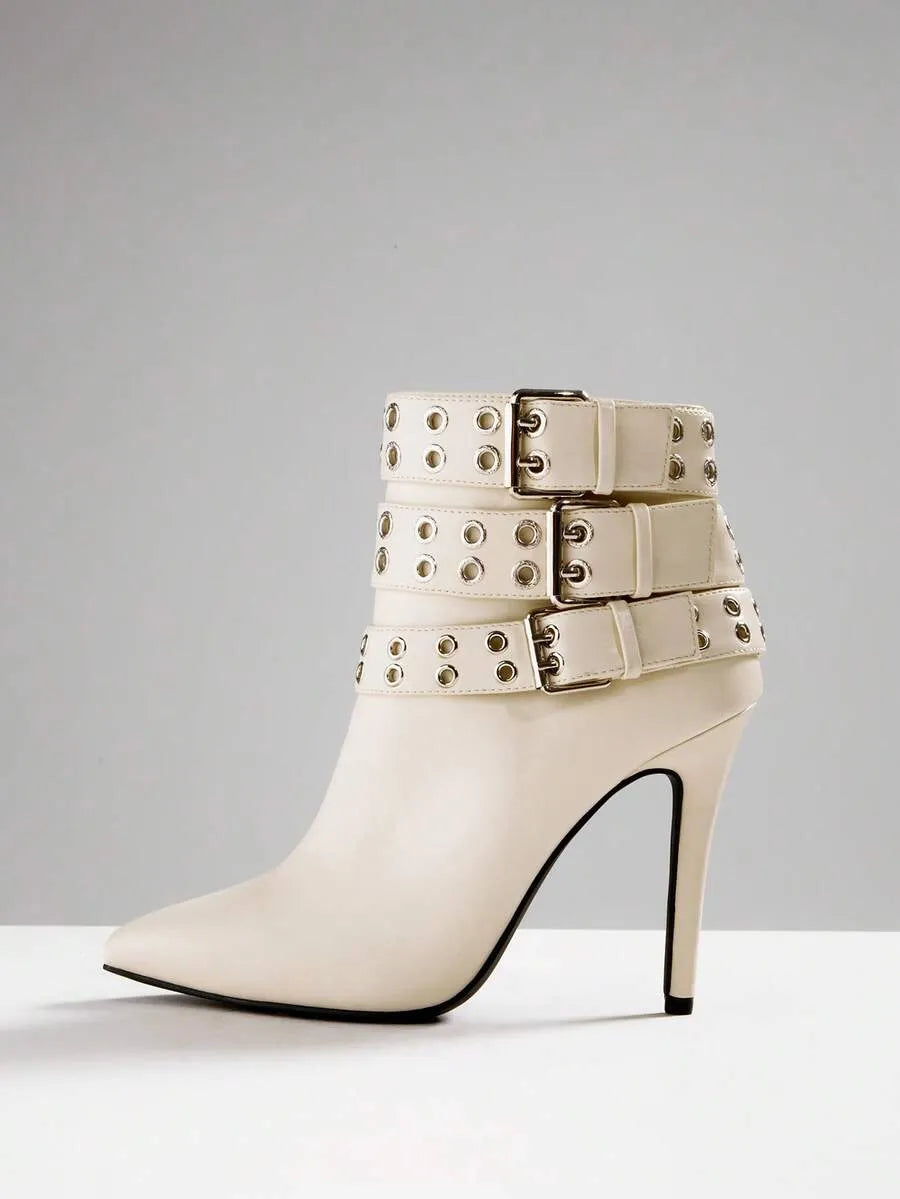 Botines de tacón de aguja y puntera