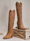 Botas vaqueras detalle bordados