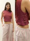 Blusa sin mangas de cuello alto